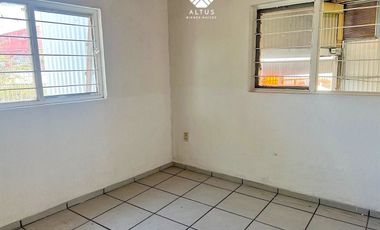 Bodega Uso Comercial o Industrial en Tlaquepaque