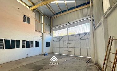 Bodega Uso Comercial o Industrial en Tlaquepaque