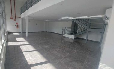 ALQUILER LOCAL VIA BRASIL A PASOS DE VIA ESPAÑA