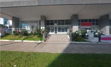 ALQUILER LOCAL VIA BRASIL A PASOS DE VIA ESPAÑA