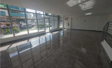 ALQUILER LOCAL VIA BRASIL A PASOS DE VIA ESPAÑA