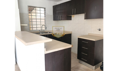 VENTA DE CASA EN SAN ANTONIO