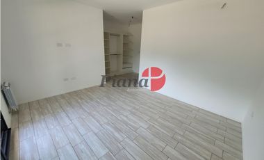 Casa en Venta - Zona Norte - A estrenar - Calidad de Construcción