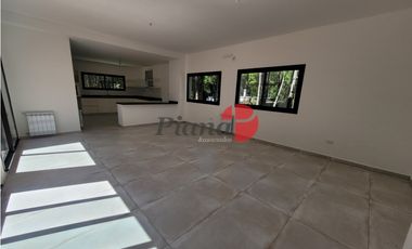 Casa en Venta - Zona Norte - A estrenar - Calidad de Construcción