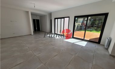 Casa en Venta - Zona Norte - A estrenar - Calidad de Construcción
