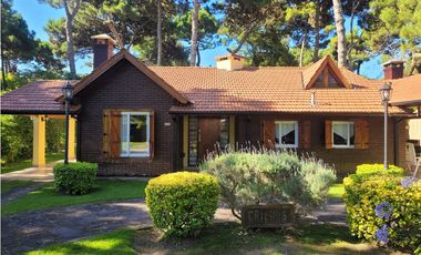 Casa en Venta - Zona B5 - Excelente estado - Ideal para Vivienda