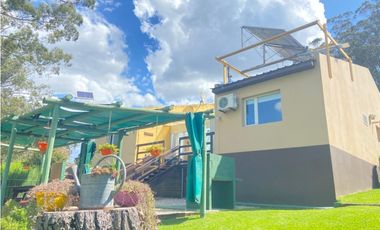 CABAÑAS CON PILETA CLIMATIZADA Y PARQUE