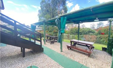 CABAÑAS CON PILETA CLIMATIZADA Y PARQUE