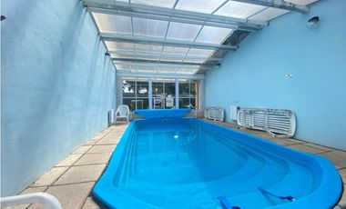 CABAÑAS CON PILETA CLIMATIZADA Y PARQUE