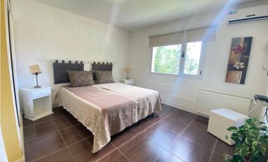 CABAÑAS CON PILETA CLIMATIZADA Y PARQUE