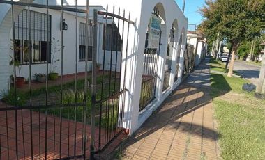 Casa en venta en Quilmes Este