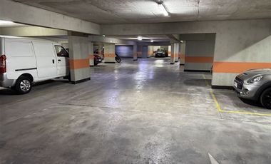 Estacionamiento en Venta en Ricardo Lyon / Eliodoro Yañes El Vergel