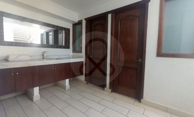 Casa en renta en Hacienda de las Palmas