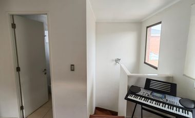 Casa dos pisos Modelo Quillay  Condominio Valle Araucarias