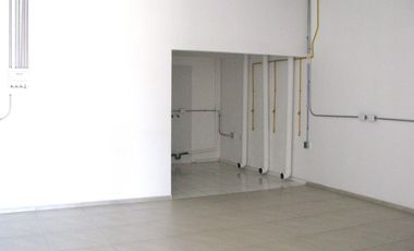 ARRIENDO Local Comercial 59,95 m2 Av. La Montaña, Lampa
