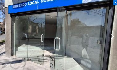 ARRIENDO Local Comercial de 45,61 m2, Santa Rosa