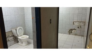 ARRIENDO Local Comercial 182 m2, Gran Avenida