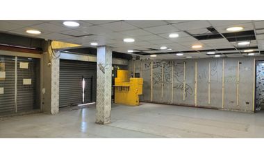 ARRIENDO Local Comercial 182 m2, Gran Avenida