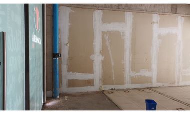 ARRIENDO Local Comercial 118,11 m², Strip Center, La Dehesa
