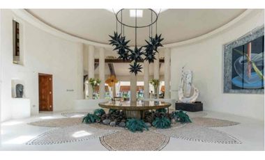 casa en venta de 6 habitaciones con enorme terreno Puerto Morelos