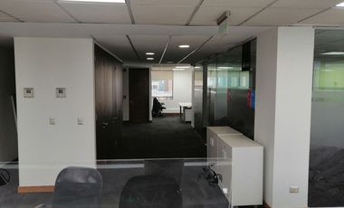 ARRIENDO Oficina Habilitada de 515,34 m2, Metro Pedro de Valdivia