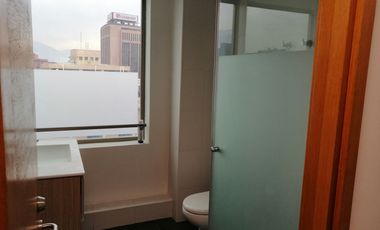 ARRIENDO Oficina Habilitada de 515,34 m2, Metro Pedro de Valdivia