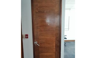 ARRIENDO Oficina Habilitada de 515,34 m2, Metro Pedro de Valdivia