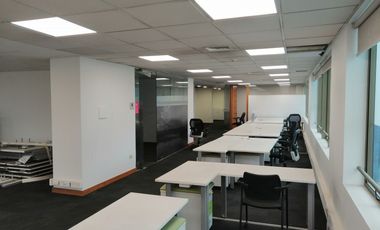 ARRIENDO Oficina Habilitada de 515,34 m2, Metro Pedro de Valdivia