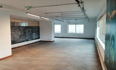 ARRIENDO Oficina Habilitada de 146,72 m2, Metro Pedro de Valdivia