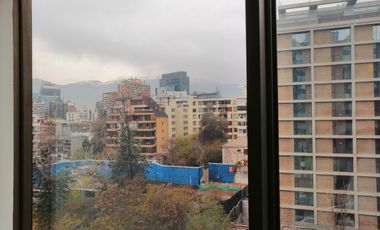 ARRIENDO Oficina Habilitada de 146,72 m2, Metro Pedro de Valdivia
