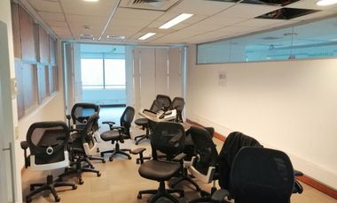 ARRIENDO Oficina Habilitada de 146,72 m2, Metro Pedro de Valdivia