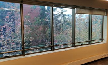 ARRIENDO Oficina Habilitada de 255,36 m2, Metro Pedro de Valdivia