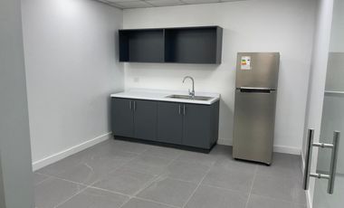 ARRIENDO AMOBLADO  Oficina de 435,28 m2, Metro Pedro de Valdivia
