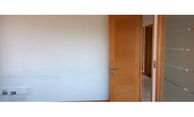 ARRIENDO Oficina 228,10  m2, Metro Pedro de Valdivia
