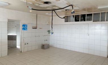 ARRIENDO Local Comercial 170,90 m2 Strip Center, Av. La Montaña