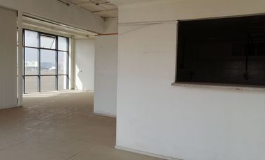 ARRIENDO Local Comercial 170,90 m2 Strip Center, Av. La Montaña