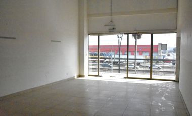 ARRIENDO Local Comercial 170,90 m2 Strip Center, Av. La Montaña