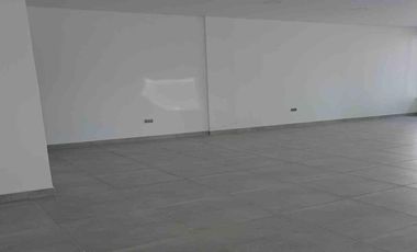 LOCAL EN ARRIENDO ZONA CENTRO / MONTENEGRO