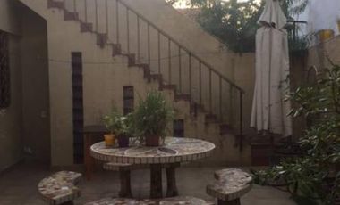 VENTA IMPORTANTE CASA 6 AMB C/COCH B°PARQUE  UNICA!!!!