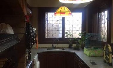 VENTA IMPORTANTE CASA 6 AMB C/COCH B°PARQUE  UNICA!!!!