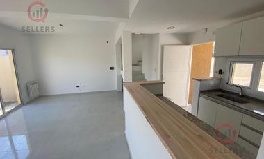 Venta - Duplex  3 Dormitorios - Neuquén capital