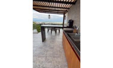 Casa camprestre en condominio para la venta en la buitrera Cali!!!
