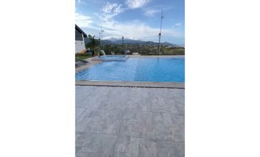 Casa camprestre en condominio para la venta en la buitrera Cali!!!