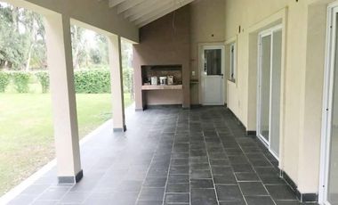 Casa en Haras Santa Maria