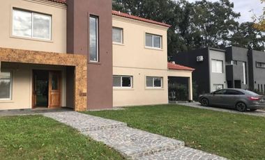 Casa en Haras Santa Maria