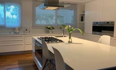 IMPONENTE CASA EN VENTA BARRIO EL GOLF NORDELTA