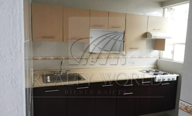 Casa en Venta en A 5 MIN DE GALERIAS METEPEC.