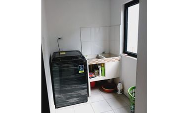Casa en venta cerca a sector Granada