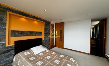 SE VENDE MAGNFICA CASA EN LA CALERA