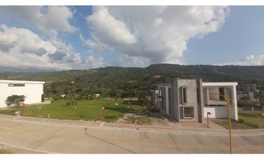 En venta exclusivo lote Park house totalmente plano Ruitoque bajo